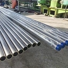 Hot Rolled Polished Seamless Stainless Steel Tube 304 430 2b BA Untuk Industri Ringan