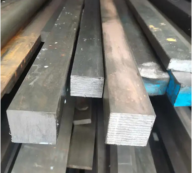 Harga yang bagus 1.5”Q690D Polished Solid Carbon Steel Square Bar Untuk Industri Tangguh on line