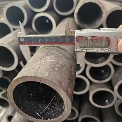 Bagian Kerucut Bulat Hot Rolled Steel Tubing Finish Hitam untuk Kekuatan Superior