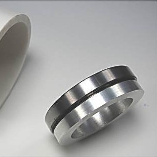 Good price SAE52100 / GCr15 /100Cr6 /SUJ2 BEARING STEEL TUBE Bearing Seamless Carbon Steel Tube Permukaan Dekarburisasi Dangkal on line